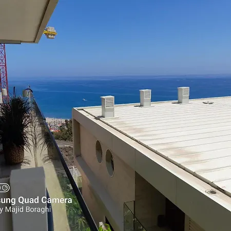 Panoramic Seaview Modern דירה *