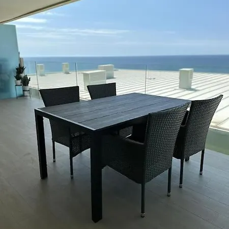 דירה Panoramic Seaview Modern פואנגירולה